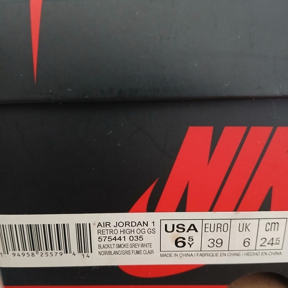 USED AIR JORDAN 1 HIGH SHADOW 2.0 BIG KIDS - Picture 9 of 9